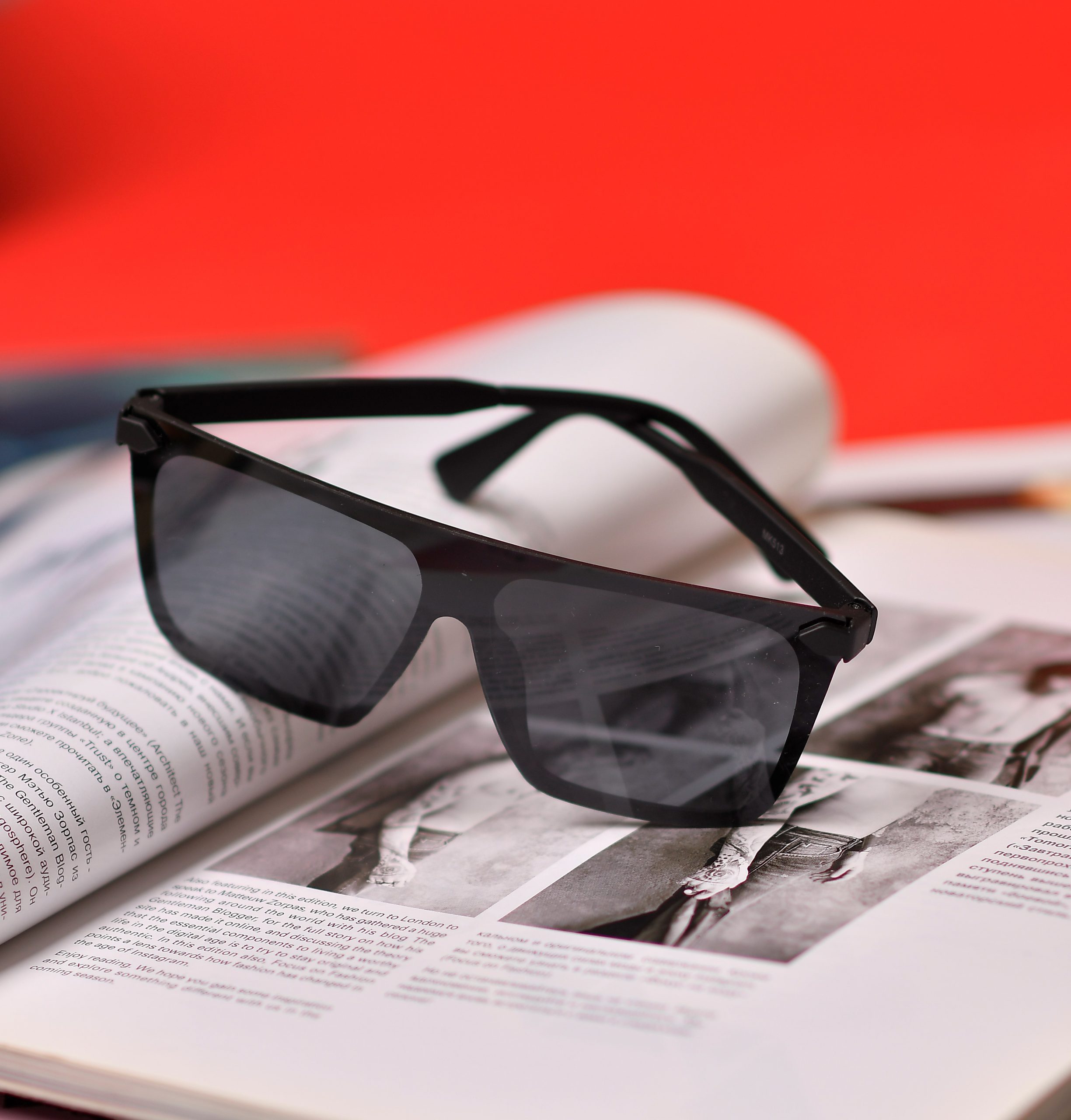 جدیدترین مدل عینک آفتابی با فریم مشکی کائوچویی Uv400 استاندارد