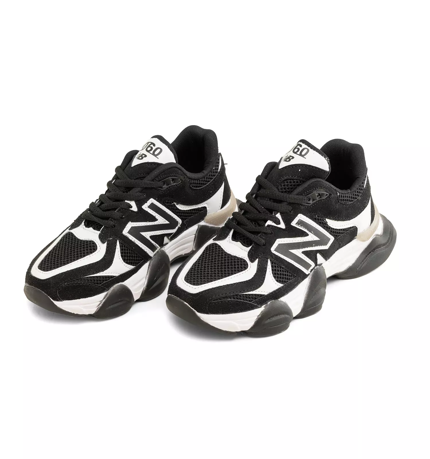 کفش کتانی دخترانه (مشکی سفید) New Balance