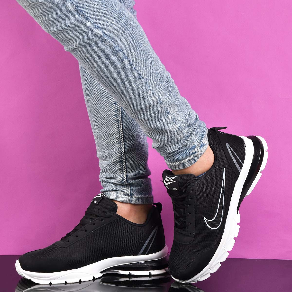 بهترین کفش نایک مخصوص پیاده روی و ورزش کردن آقایان با قیمت ارزان و پرداخت درب منزل