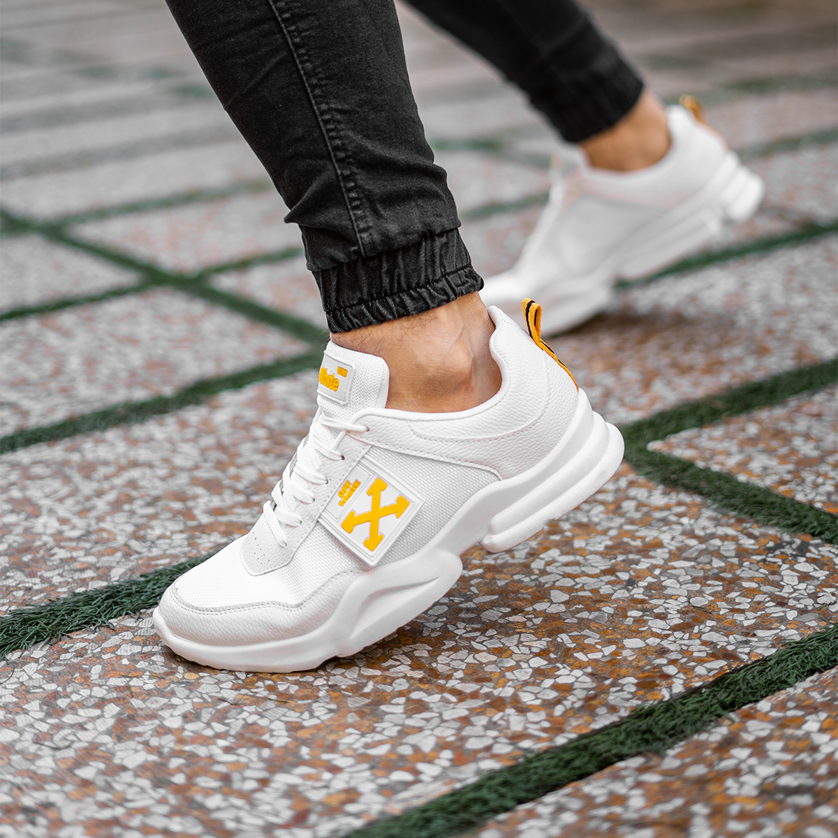 حراج کفش چرم کتانی سفید مدل آف وایت 2021 ارزان قیمت اسپرت خاص