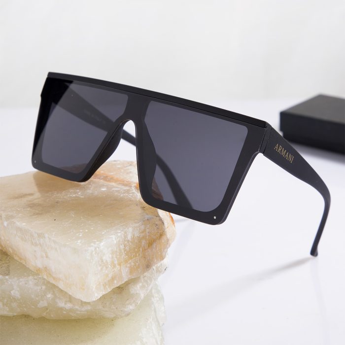 خرید آنلاین عینک آفتابی مربعی مشکی باکیفیت شیشه تخت