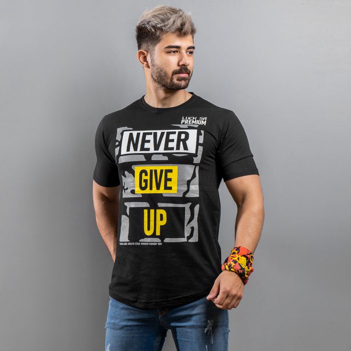 خرید اینترنتی تیشرت مشکی مردانه طرح Never give up مشکی ارزان قیمت پرداخت در محل