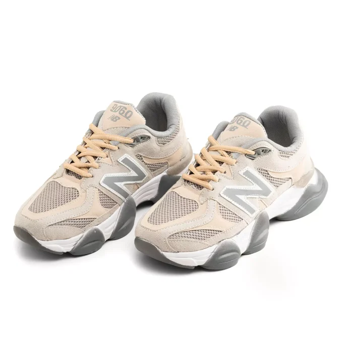 کفش کتانی دخترانه ورزشی رنگ کرم برند New Balance