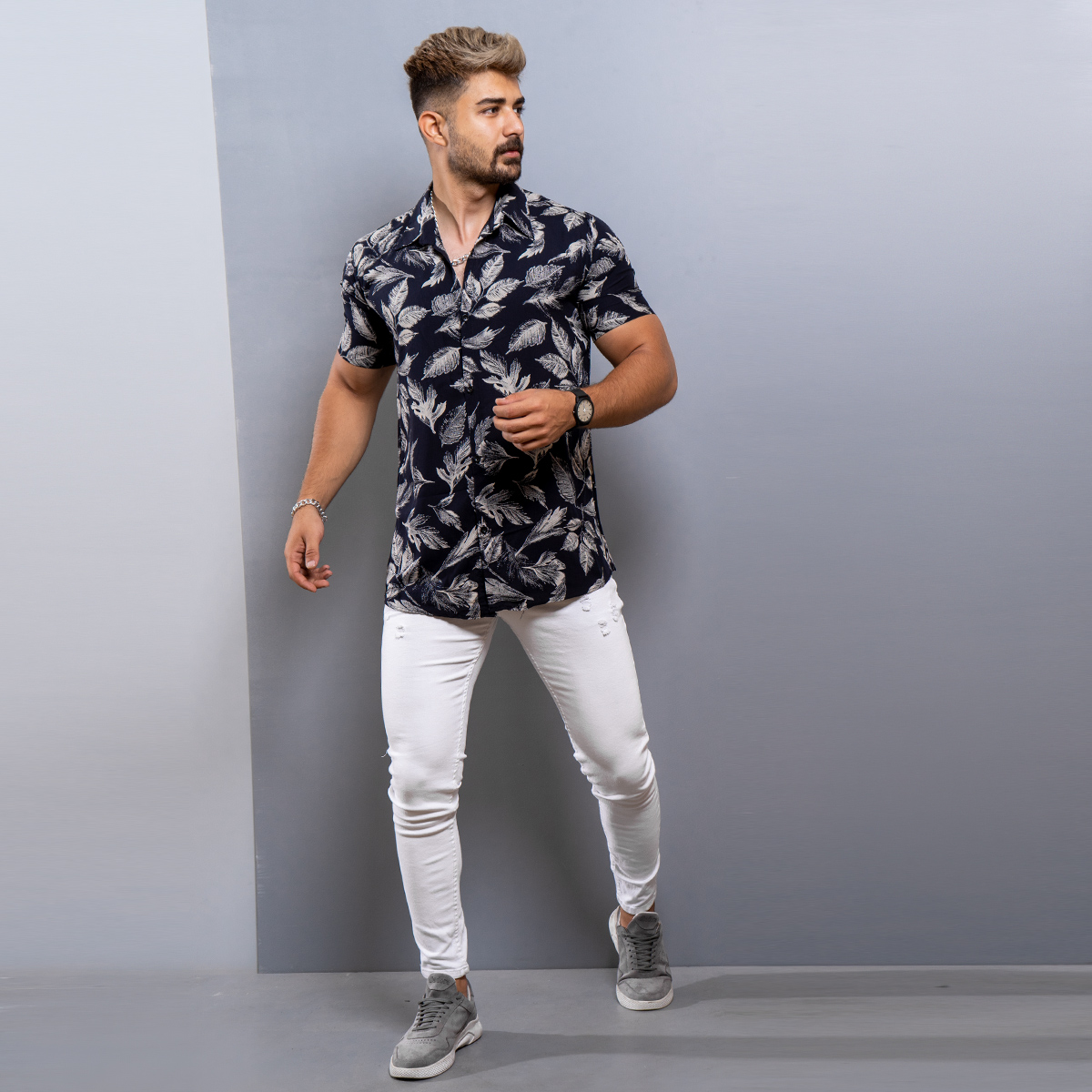 خرید اینترنتی پیراهن سرمه ای آستین کوتاه مردانه کرپ نخی