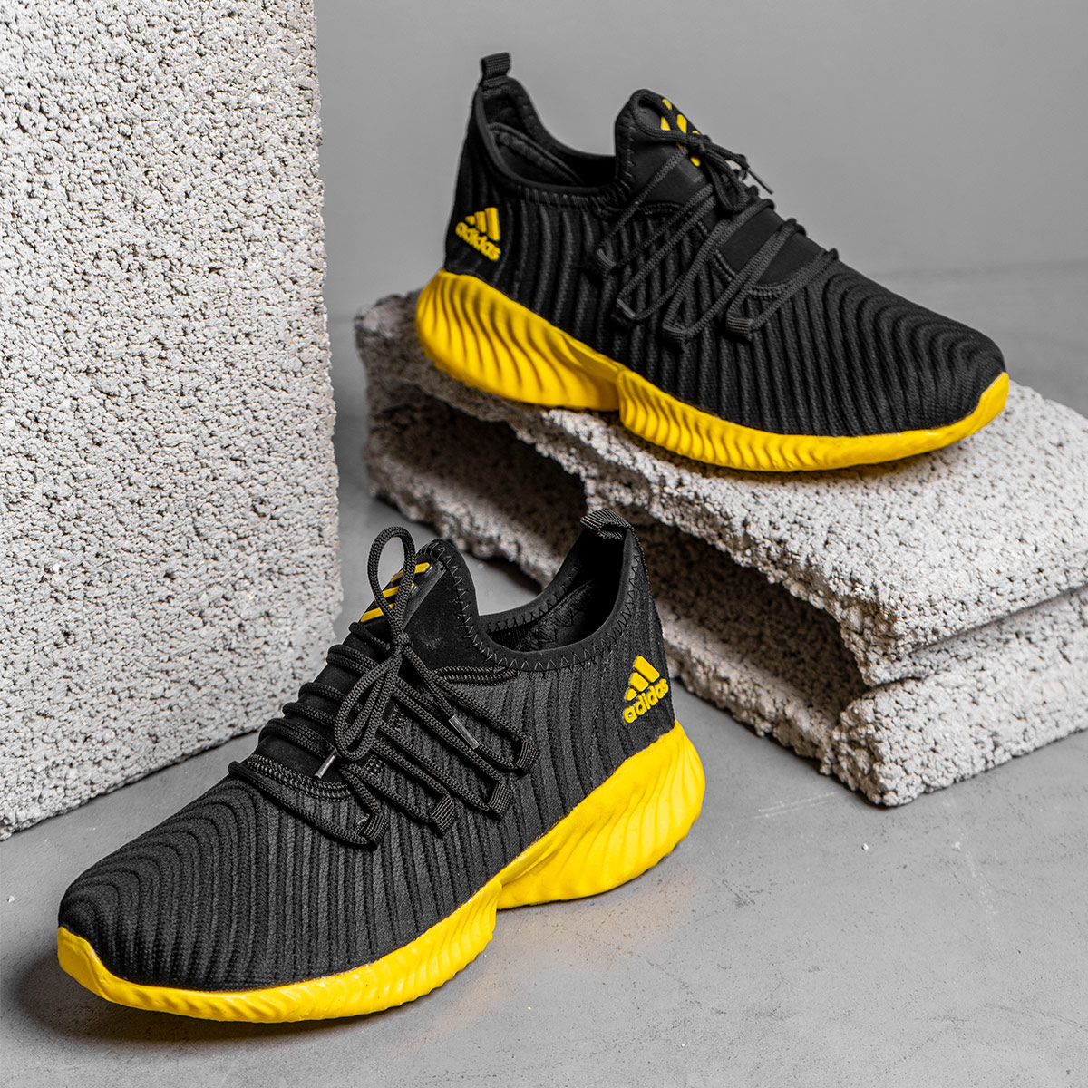 خرید کفش کتانی مشکی زرد مردانه آدیداس 2021خرید کفش کتانی مشکی زرد مردانه آدیداس 2021