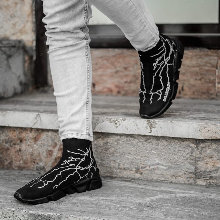 خرید اینترنتی کفش ساقدار جورابی مردانه مشکی طرحدار