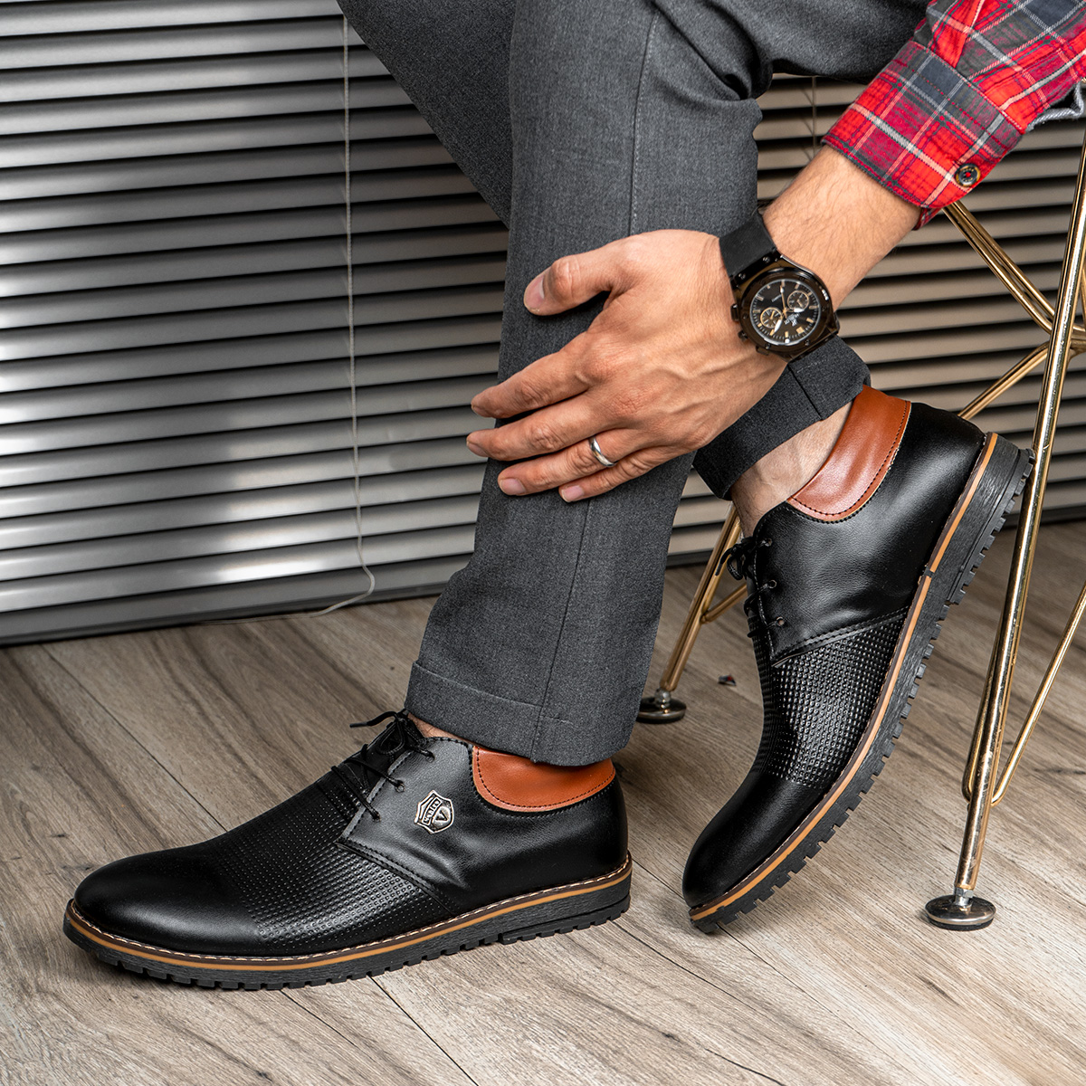 کفش کلاسیک چرم مردانه مدل سوزنی مجلسی رسمی جدید - Image 2