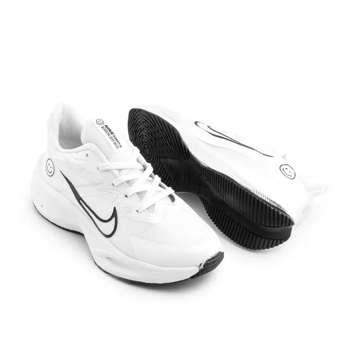 کفش کتانی دخترانه رنگ سفید از برند Nike ورزشی