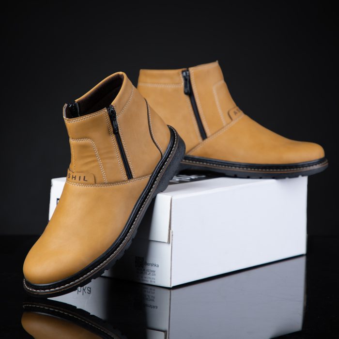 کفش نیم بوت زیپ دار چرم رنگ کرم مدل مردانه