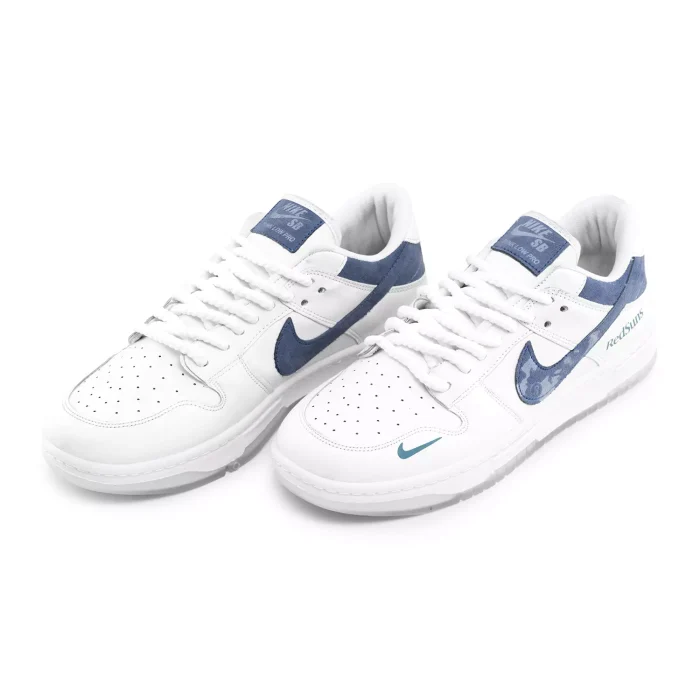 کفش چرم ورزشی مردانه سفید Nike تخت صاف