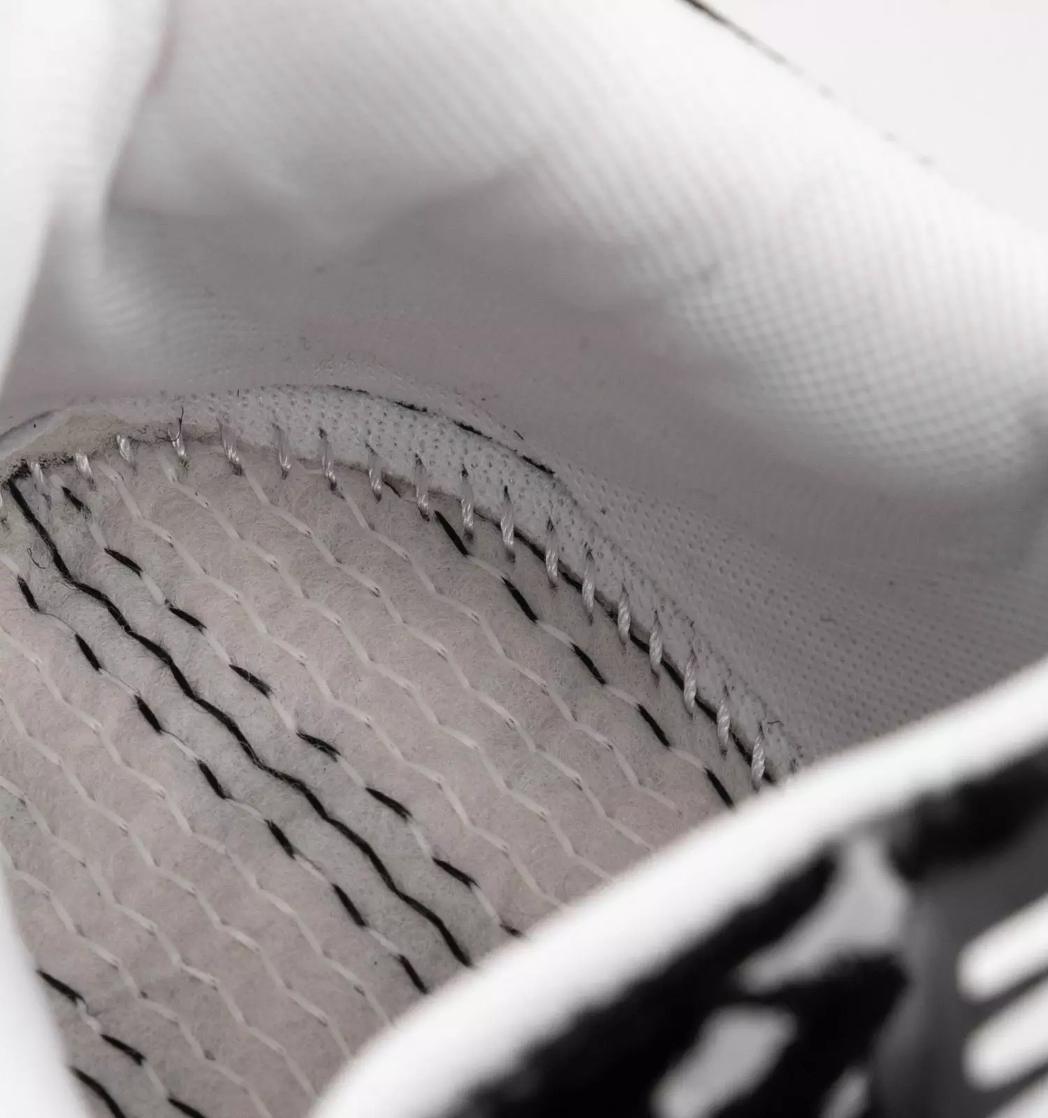 کفش کتانی مشکی مردانه ورزشی مدل New Balance - Image 3