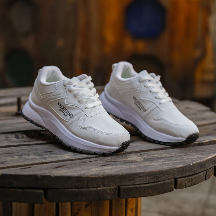 کفش کتانی دخترانه رنگ مشکی ورزشی Valentino